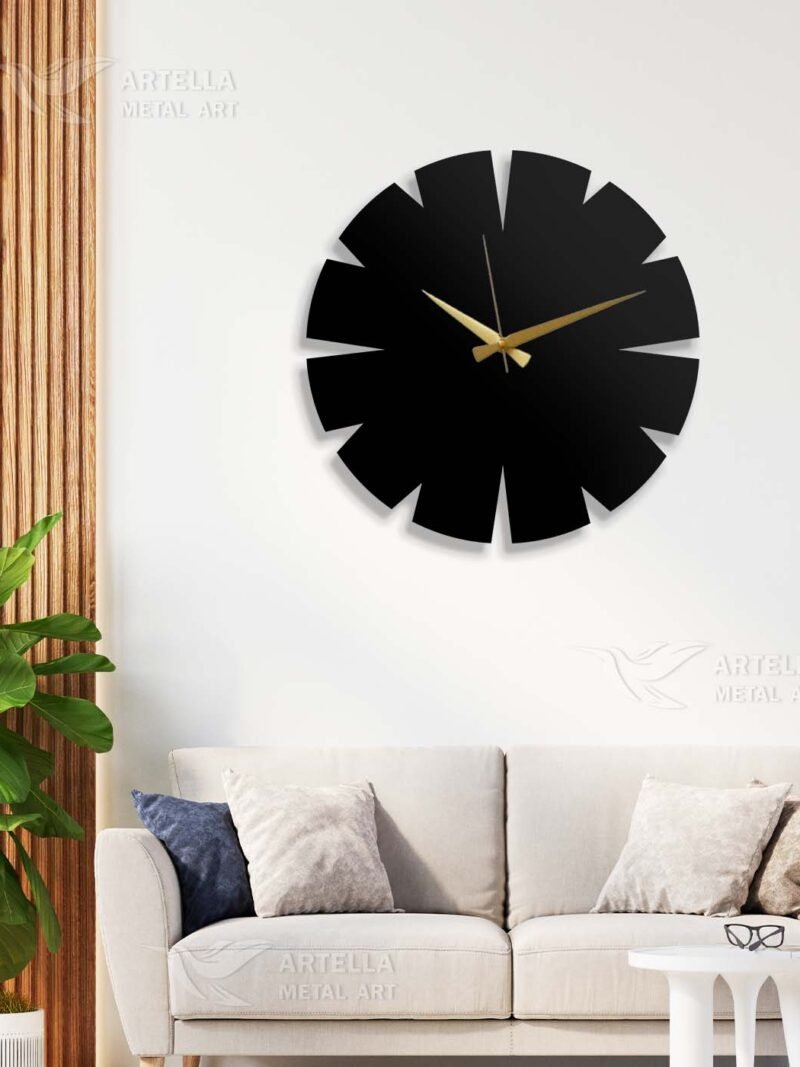 Clock 305
